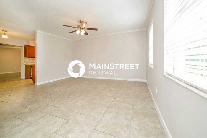 529 Edward Rd - Photo 2 of 16