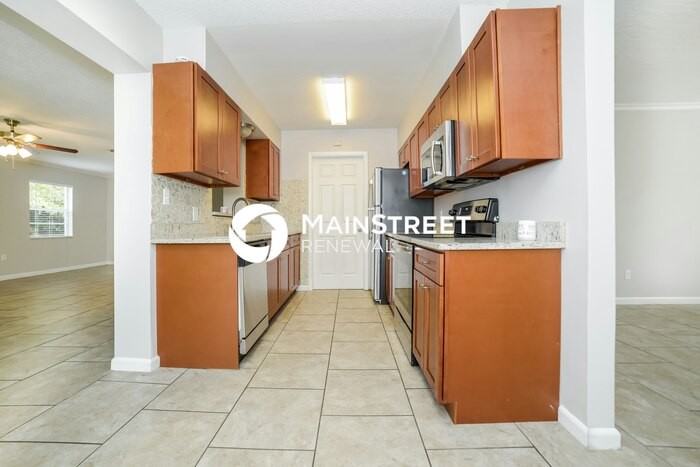 529 Edward Rd - Photo 5 of 16