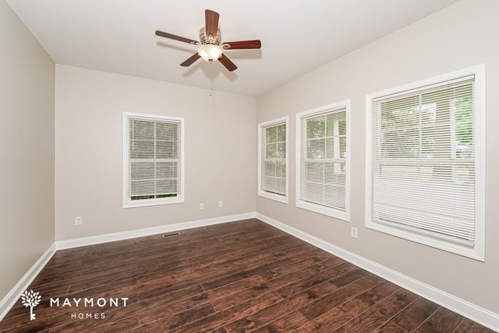504 30th St N - Photo 5 of 12