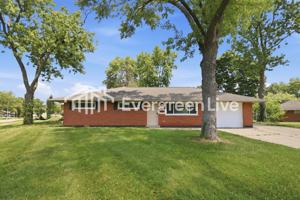 featured image of 4883 Thoreau Ave