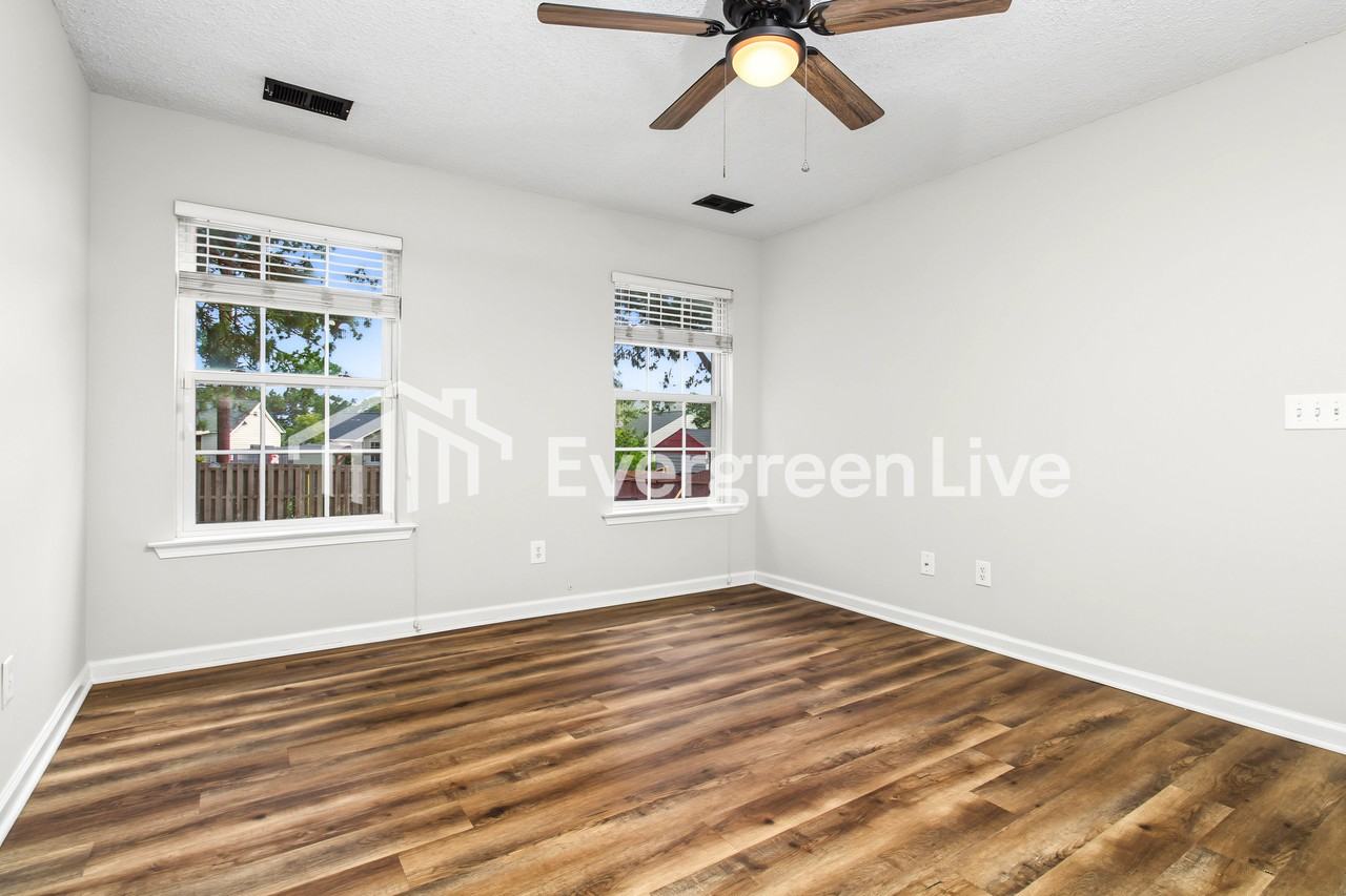 149 Riglaw Cir - Photo 3 of 15