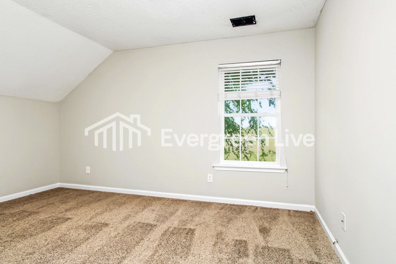 149 Riglaw Cir - Photo 6 of 15