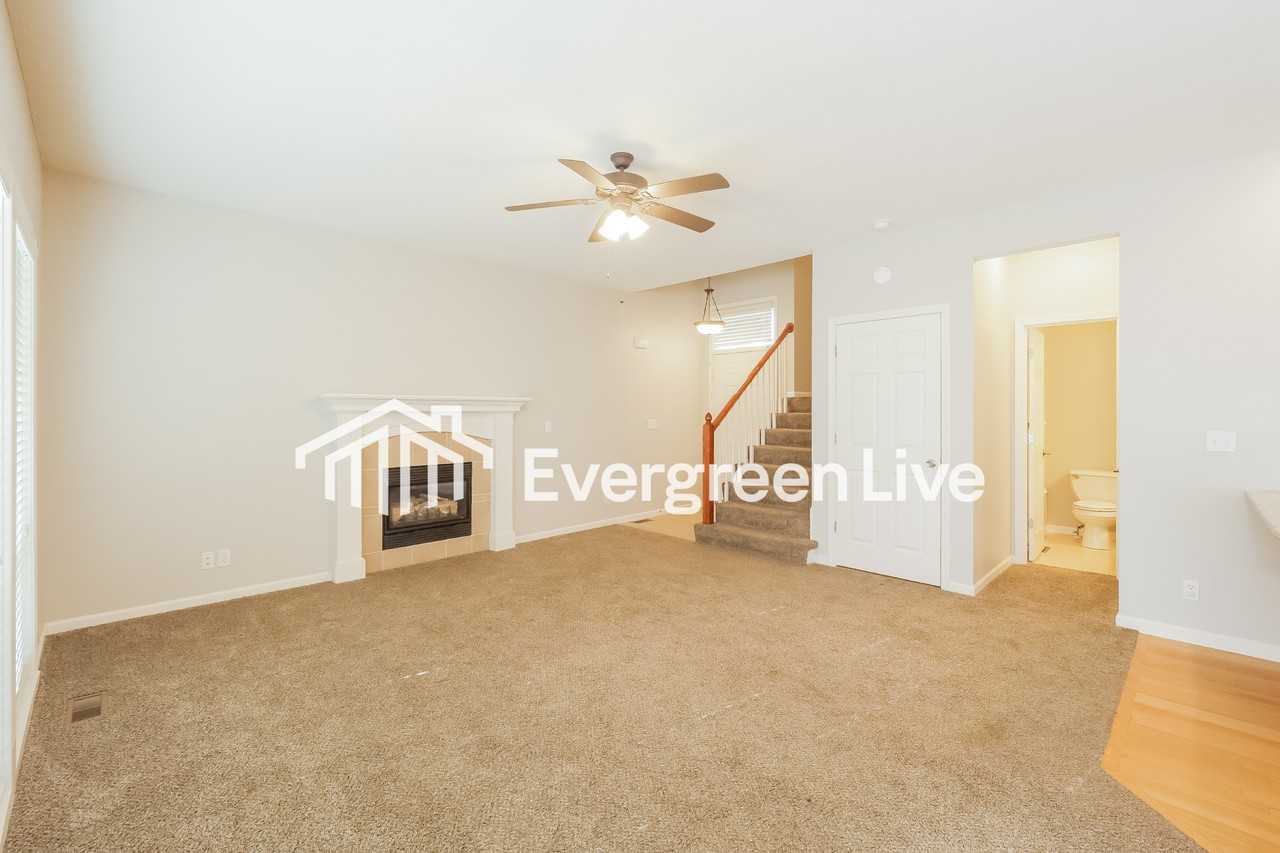 7407 Mccoy St - Photo 5 of 15