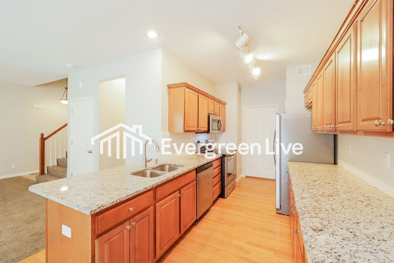 7407 Mccoy St - Photo 6 of 15
