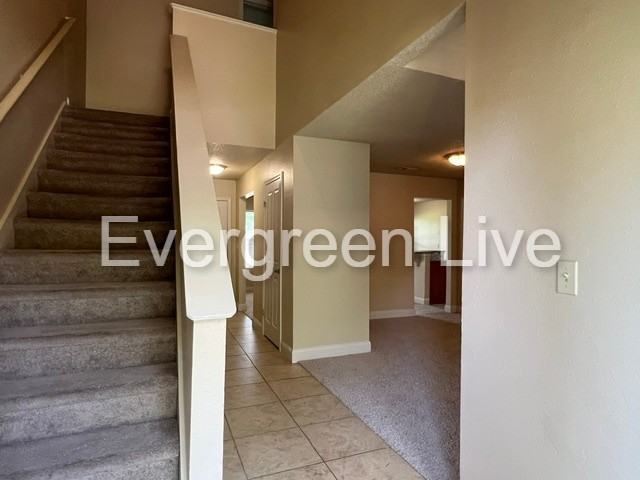 206 Swing Ct - Photo 3 of 25