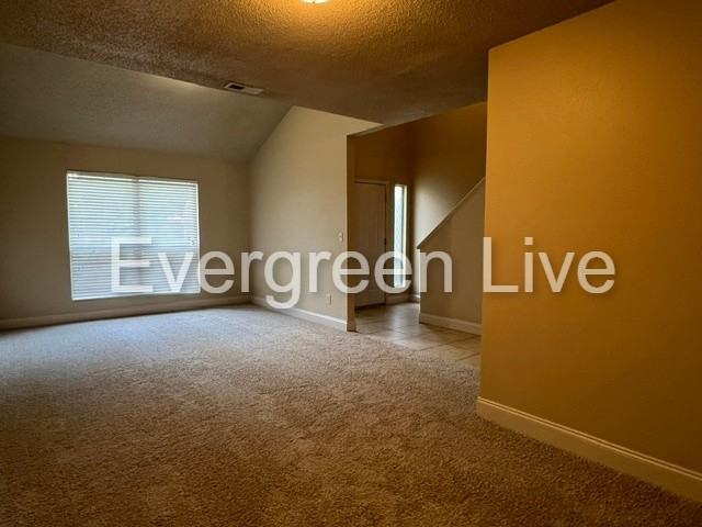 206 Swing Ct - Photo 6 of 25