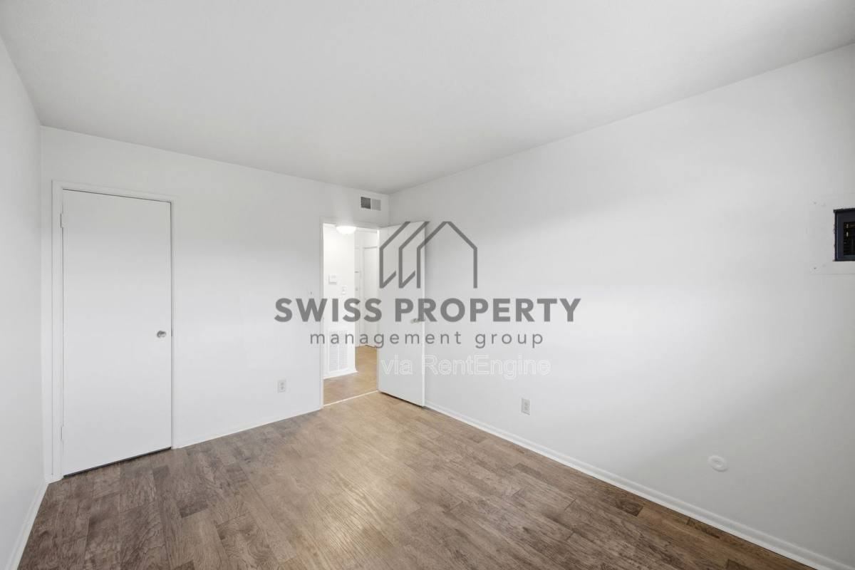 542 Riverview Dr #C2 - Photo 7 of 10