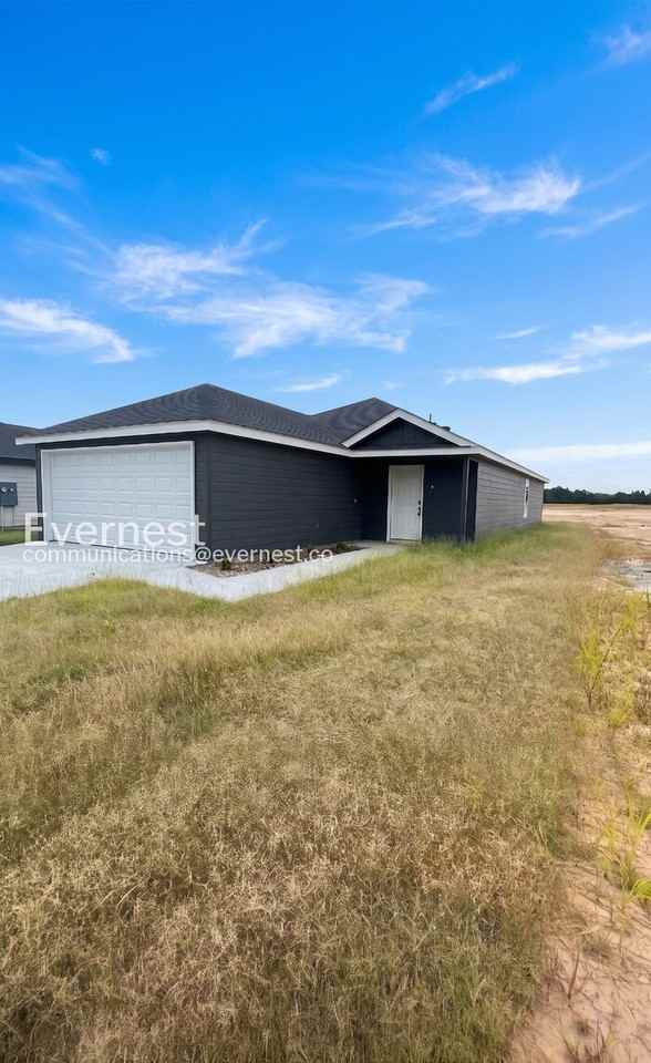 341 Moonlight Graham Blvd - Photo 2 of 27
