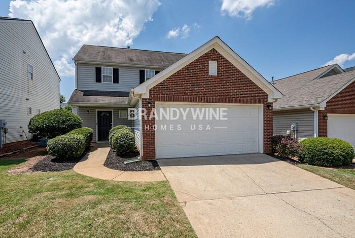 41 Arrowhead Dr - Photo 2 of 24