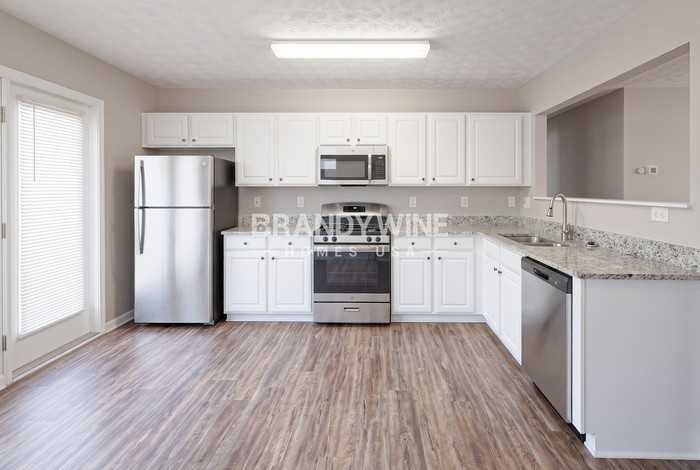 41 Arrowhead Dr - Photo 6 of 24