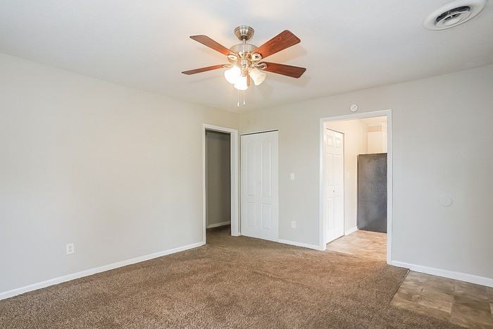 2819 Lumpkin Rd - Photo 3 of 10