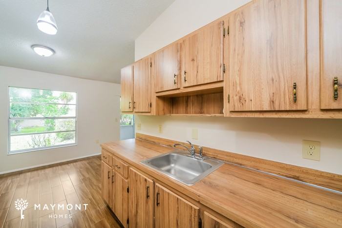7829 County Down Ct - Photo 7 of 16