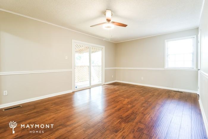 34 Brookridge Dr - Photo 5 of 13