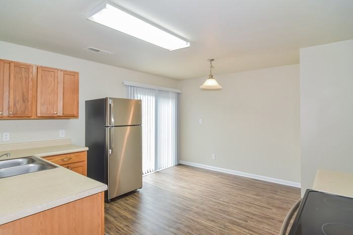 128 Lockport Dr - Photo 6 of 11