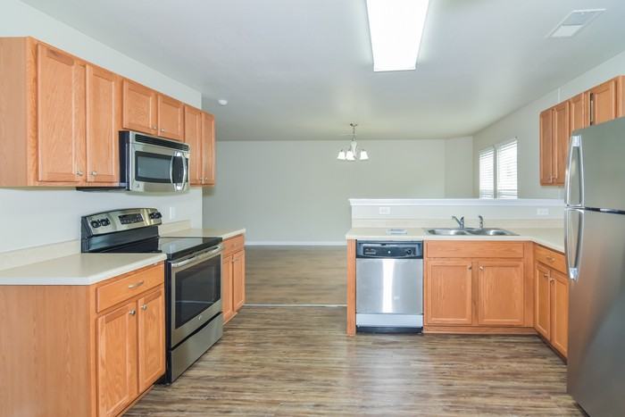 128 Lockport Dr - Photo 7 of 11
