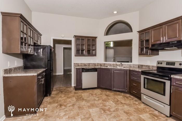 106 Ascot Ct - Photo 7 of 13