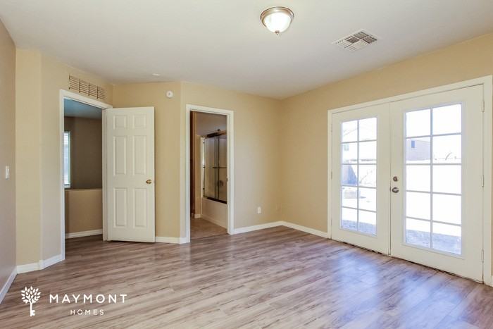 2149 N Santiana Pl - Photo 5 of 12