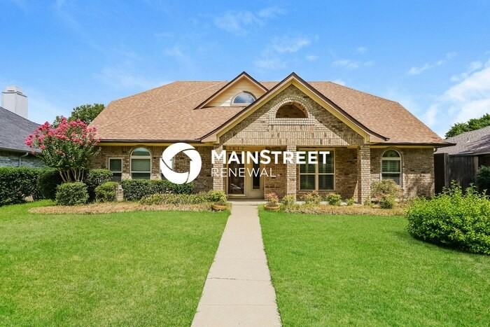 1617 Palisades Dr
