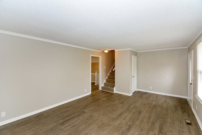 301 Copeland Rd - Photo 6 of 17