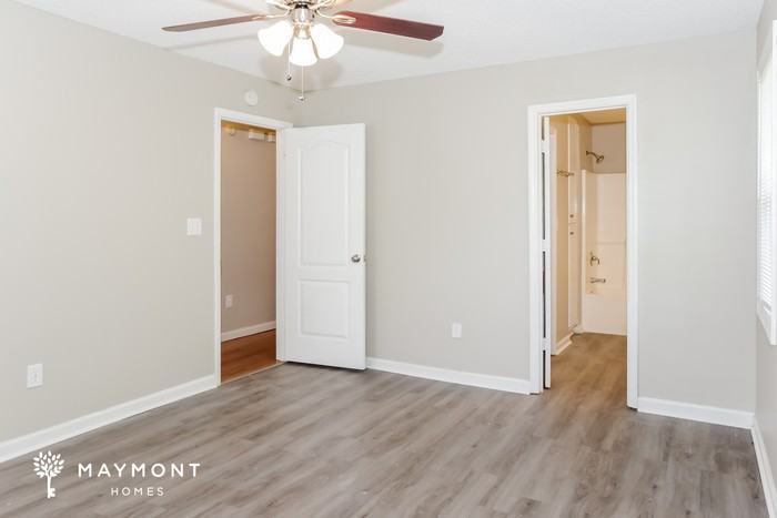 207 Cedar Creek Cir - Photo 7 of 12