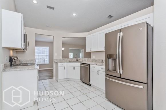 10416 Hallmark Blvd - Photo 5 of 17