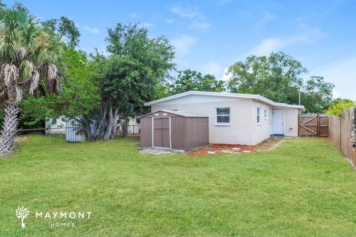 7127 32nd Ave N - Photo 3 of 3