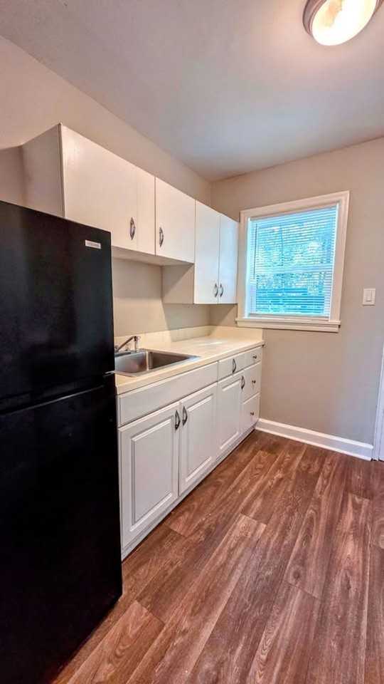 599 Seminole Ave Ne #B - Photo 4 of 19