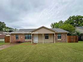 2372 Ashland Dr - Photo 1 of 1