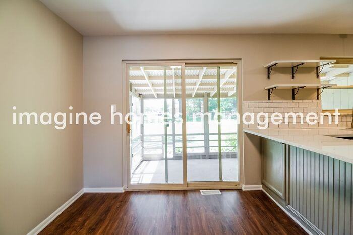 1469 Yellowglen Dr - Photo 6 of 20