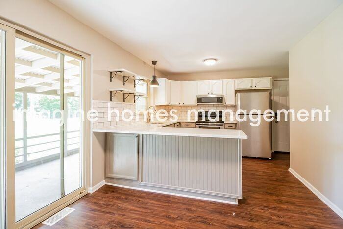 1469 Yellowglen Dr - Photo 7 of 20