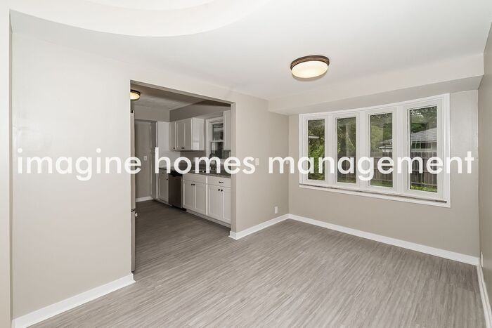 416 E 101st St - Photo 5 of 17