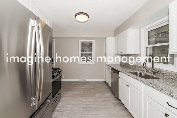 416 E 101st St - Photo 6 of 17
