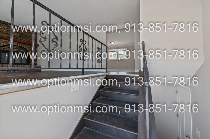 4508 Nw 50th Ter - Photo 4 of 28