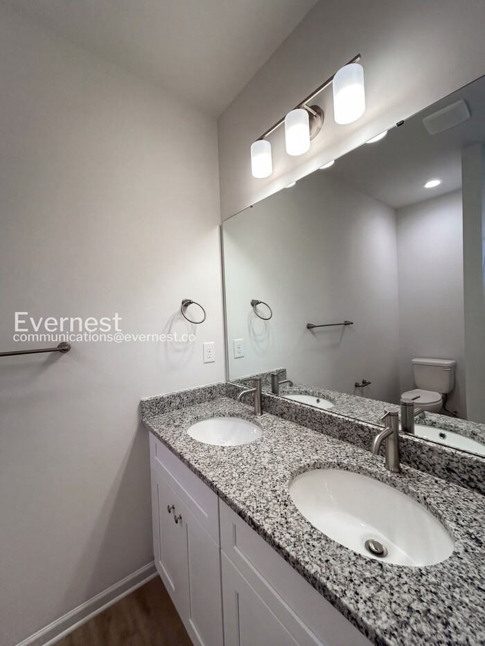 1808 Hemlock Ave - Photo 5 of 15