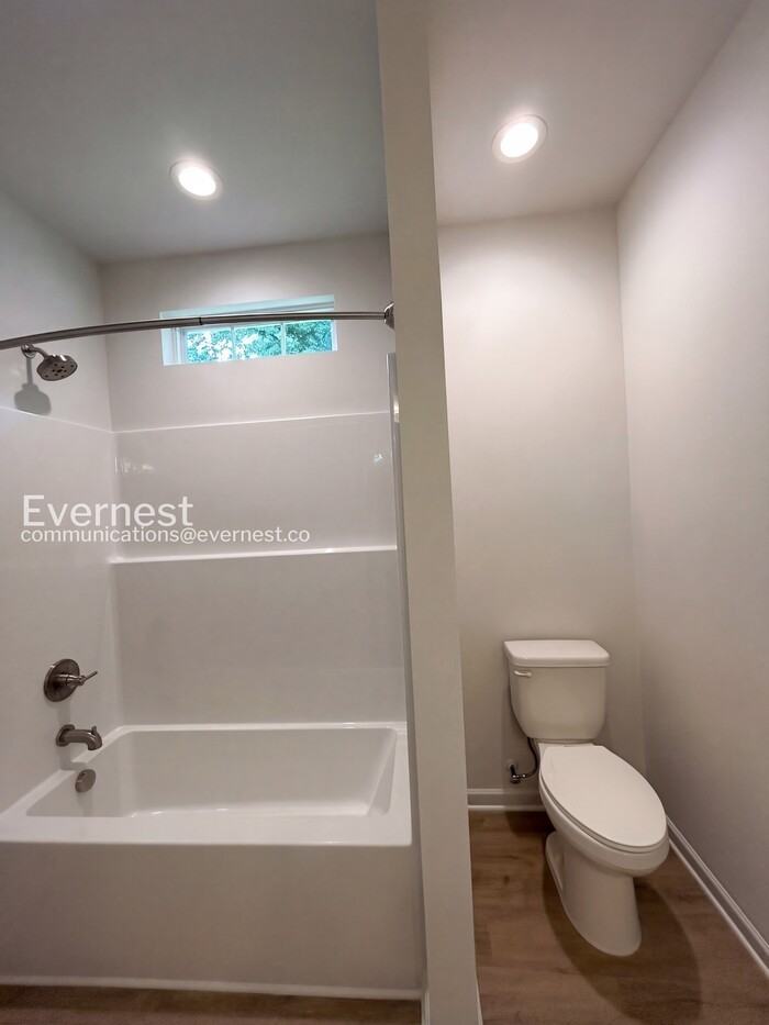 1808 Hemlock Ave - Photo 6 of 15