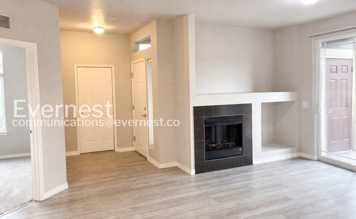 2133 Krisron Rd - Photo 2 of 36