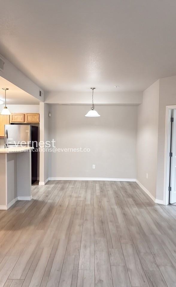 2133 Krisron Rd - Photo 7 of 36