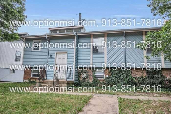 17327 E 42nd St S - Photo 5 of 34