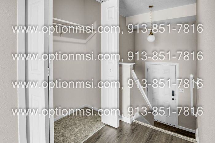 17327 E 42nd St S - Photo 6 of 34