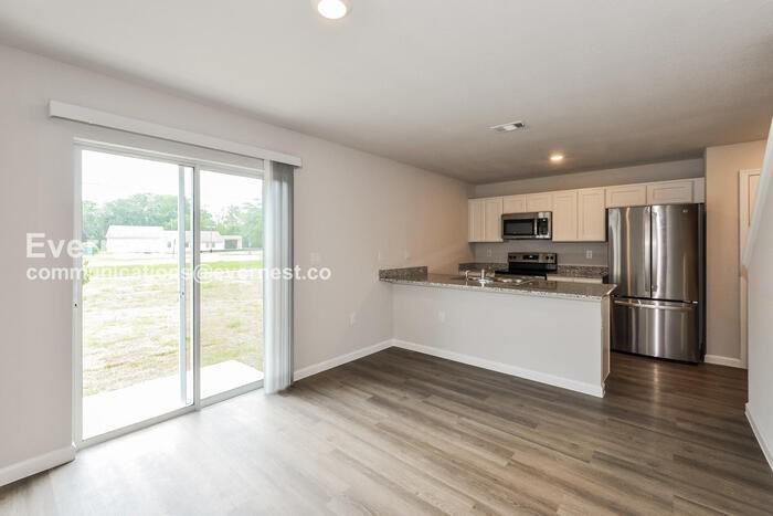 13 Zebulon Pl - Photo 6 of 20