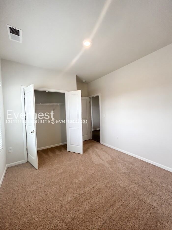124 Lightning Dr - Photo 7 of 17