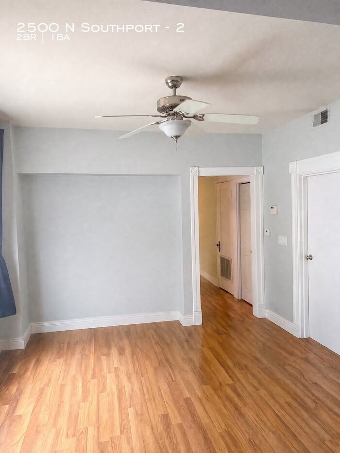 2500 N Southport Ave #2 - Photo 3 of 14