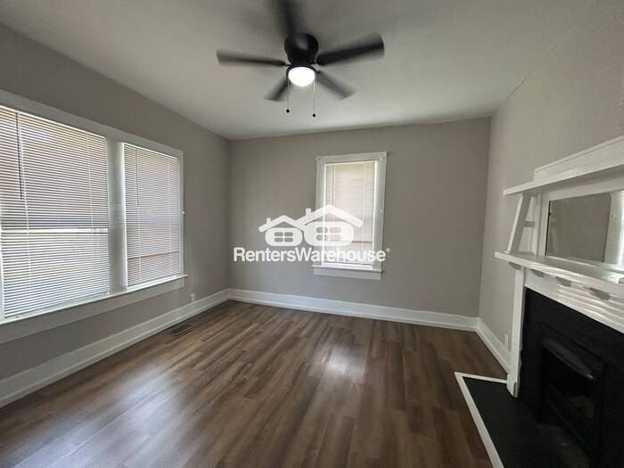 5621 Court H - Photo 7 of 13