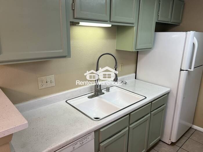 18043 E Ohio Ave #203 - Photo 5 of 14