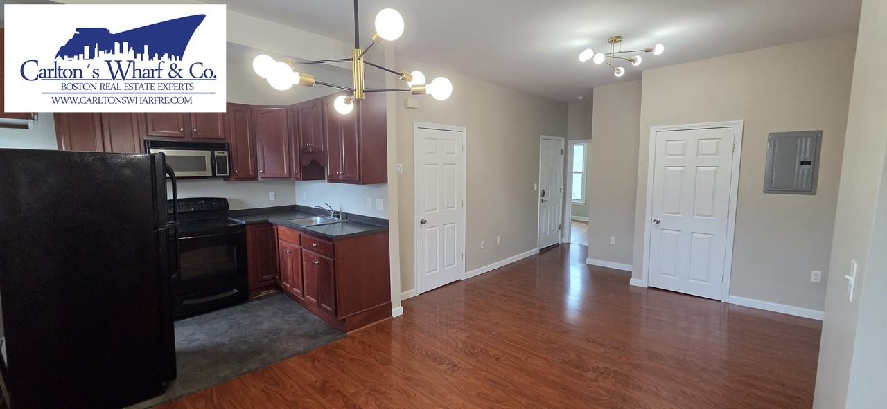 311 Saratoga St #2 - Photo 2 of 16