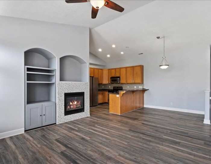 239 Birmingham Ln - Photo 3 of 22