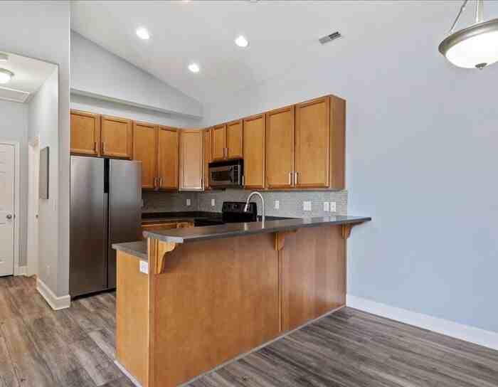 239 Birmingham Ln - Photo 7 of 22