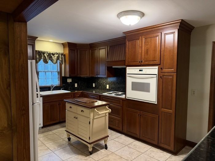7226 Turnpike Rd - Photo 5 of 13