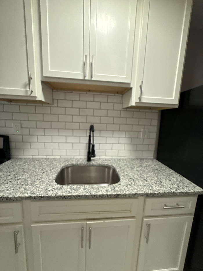 3600 Manchester Ave - Photo 4 of 11