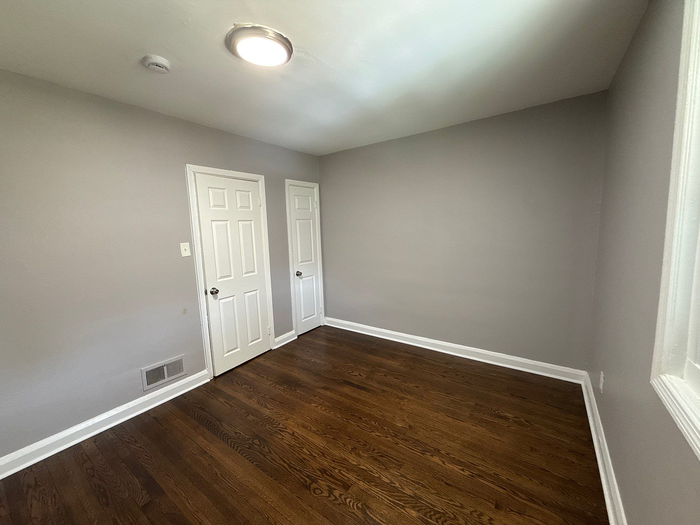 3600 Manchester Ave - Photo 6 of 11